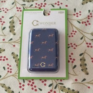 CWonder Limited Travel wallet NWT